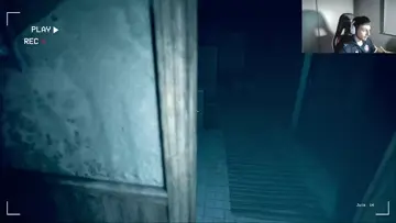 HOY JUEGO DE TERROR CON RIAS Y NO | Clip