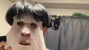 白マスクの魔術師