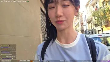 l - she read kick chat w