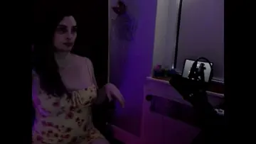 @PrincessDollHouse Showing Ass LIVE LMAO
