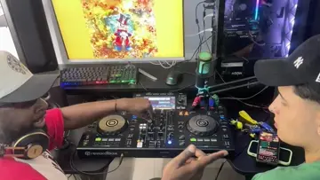 ¡JHONBAK ROMPIÓ LA RX CON ESTA MEZCLA EN VIVO! 🔥