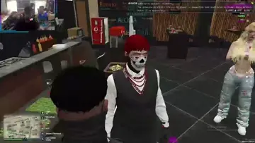 cuando romeo santo llega al taco  de la santa rp
