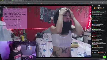 TIO FATAL MASTURBANDOSE