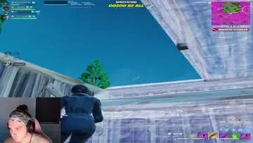 Yawweh cheating says he doesnt 😂 by seek