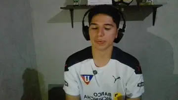 Adé jugo bien contra Brasil