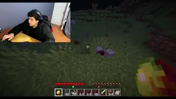 SE MUERE POR UN ZOMBIE EL MALO KULIAO