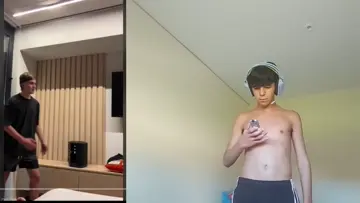 HOLA