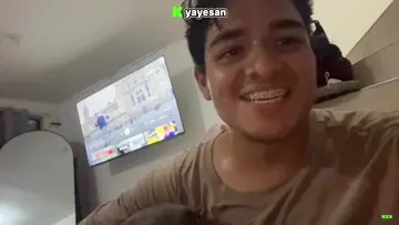 si tiene agua la perra