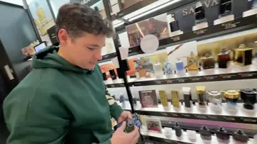 Momento donde nos corren de SEPHORA pt 3