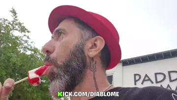 pecker pop