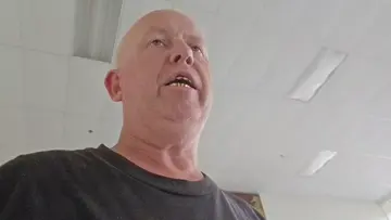 James goes to the cops