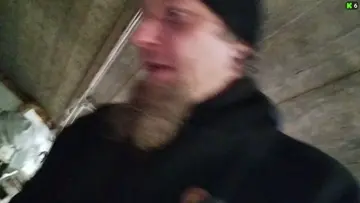 Koiran makupalojen maistelu. Ja hyvää oli!