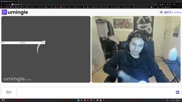 sanser flexes his belly button