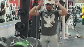 Vamos rompiendo esas espalda