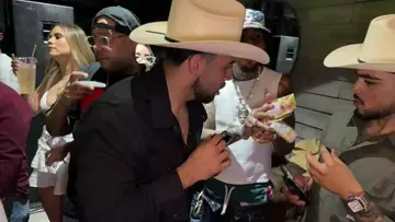 tu compa que no perdona nada
