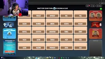 KAHVALTIDA BAL VE AYAK