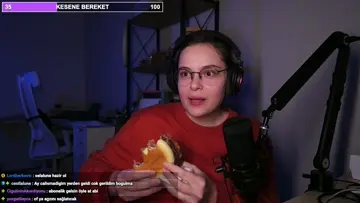 Zuygu Maydonoz-Burger yiyor