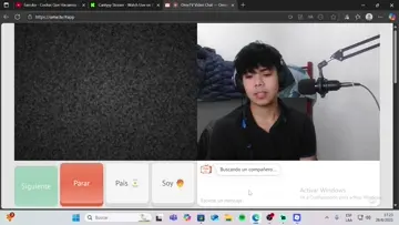 MONO REACCIONA A UNAS TETAS