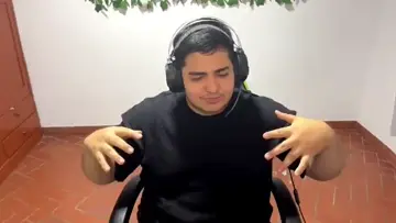 UNA CAIDA INSANA