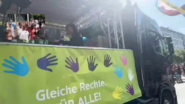 crazy party Berlin  !  jusr feell carpe diem