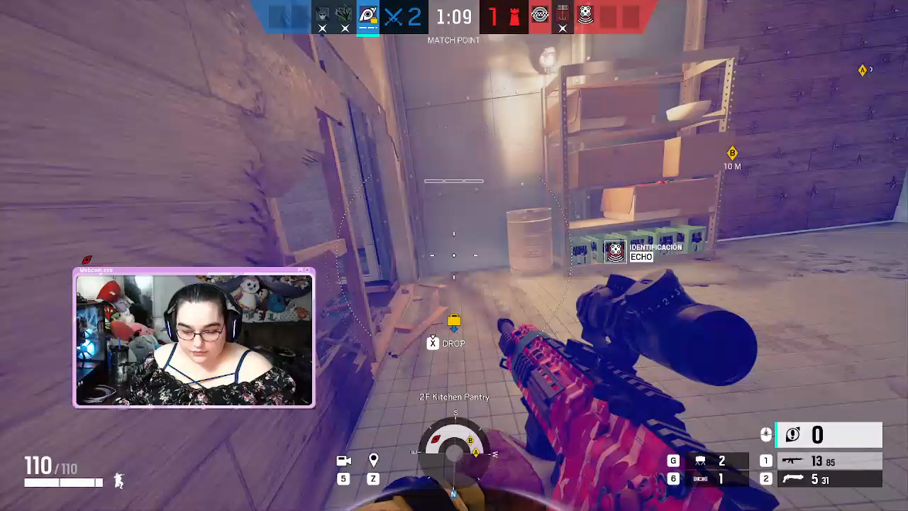 W HEAD SHOT
