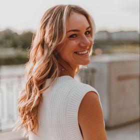 Carly Eckles