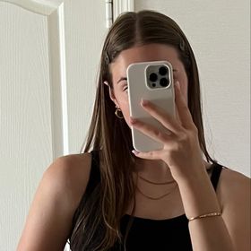 𝒦