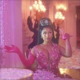 𝖢𝖧𝖱𝖨𝖲𝖲𝖸🎀