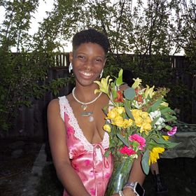 Naomi Yolonda