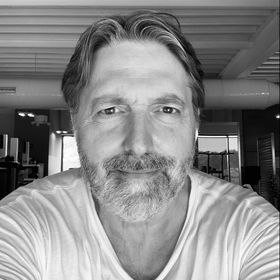 Carlos Lozano
