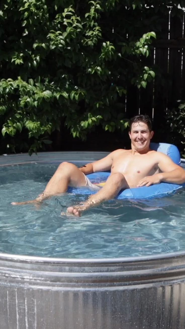 This is a short version of my DIY stock tank pool tutorial v