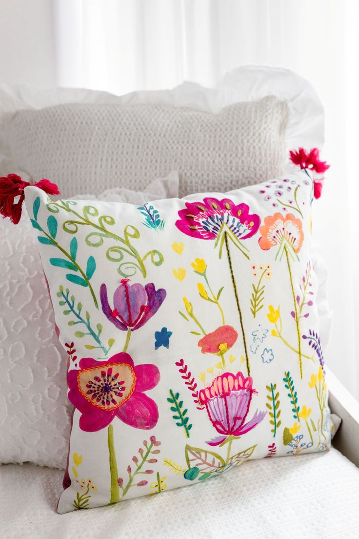 The design of these pillow covers is inspired by hand-painte