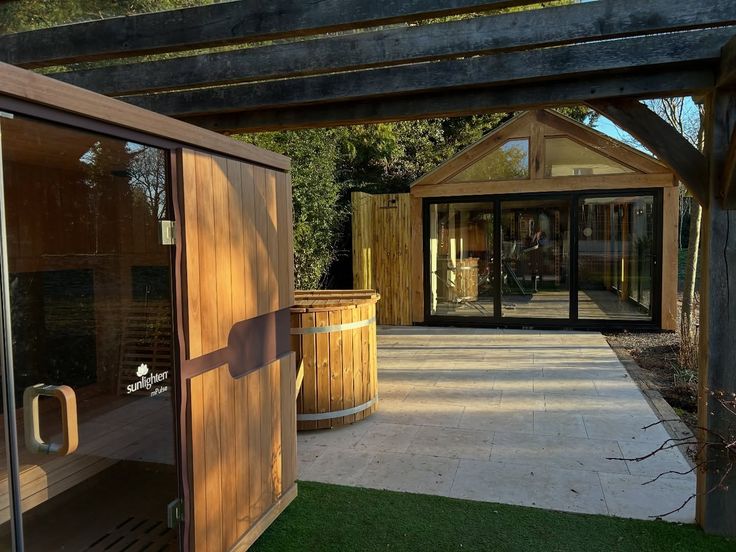 TSP-Build
•
Plunge pool, oak framed gym, outdoor shower and 