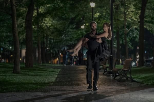 The trailer has just dropped for a new rom-com we have a fee