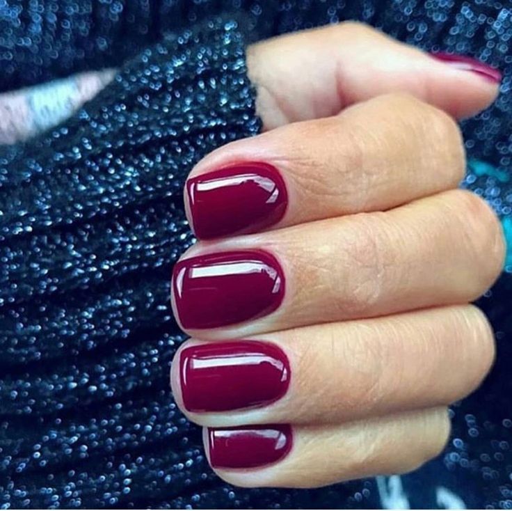 This red violet nail shade is so pretty for Fall!