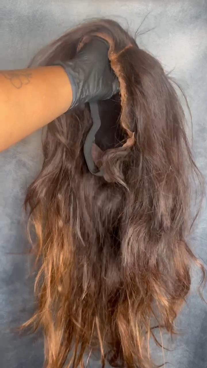 Includes: Detangling / Washing / Deep conditioning / Styling