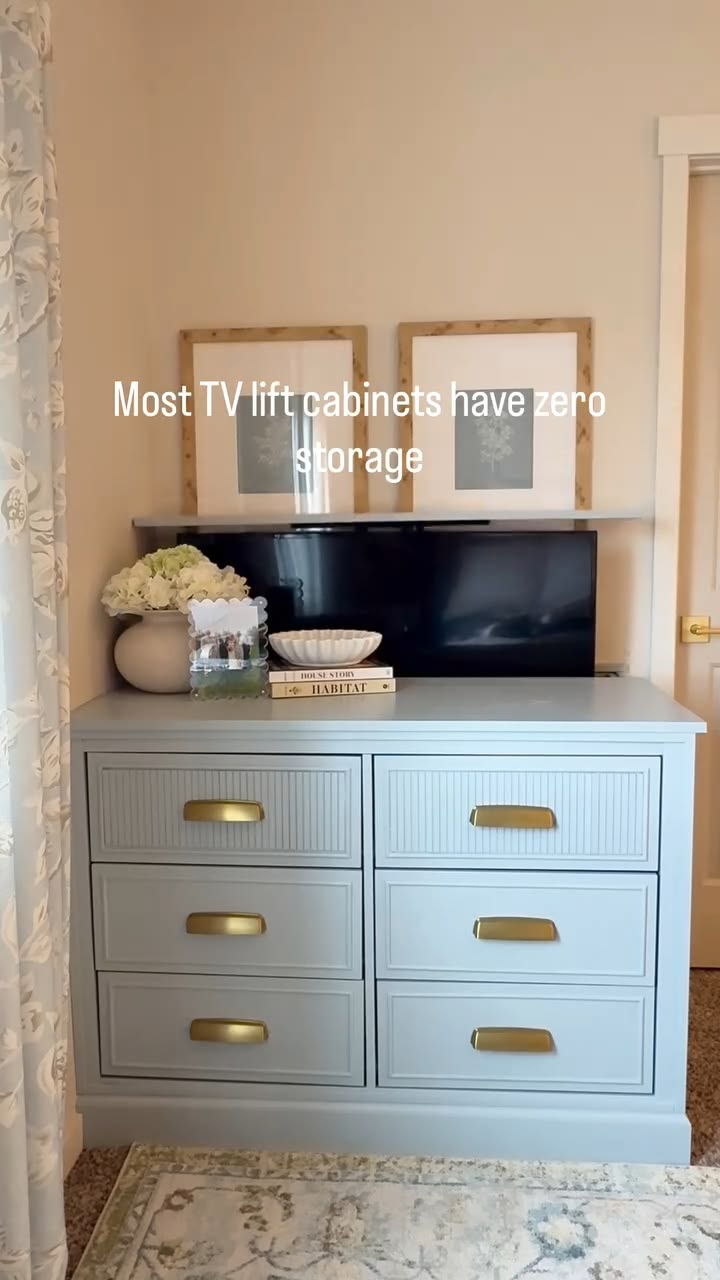 Transform your living room with a built-in TV cabinet 🤍 the 
