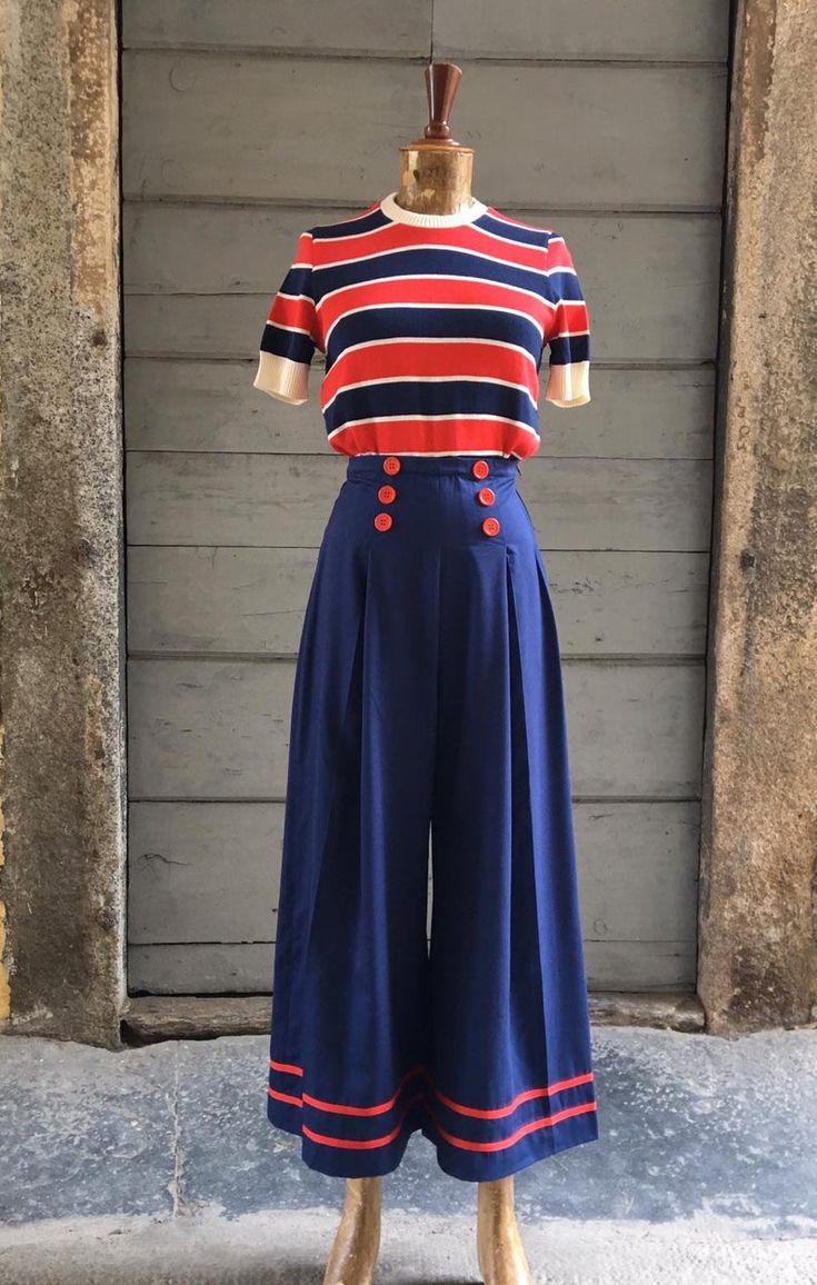 1930s Fashion Colors & Fabric