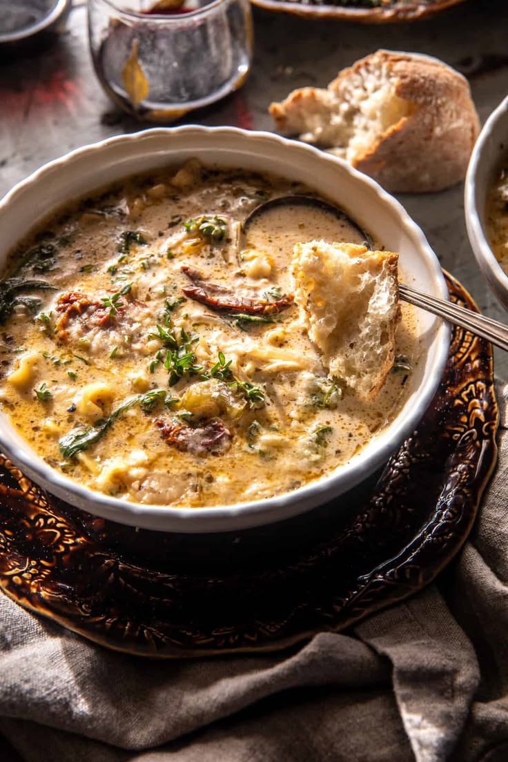 Crockpot Creamy Sun-Dried Tomato Lasagna Soup: A wonderfully