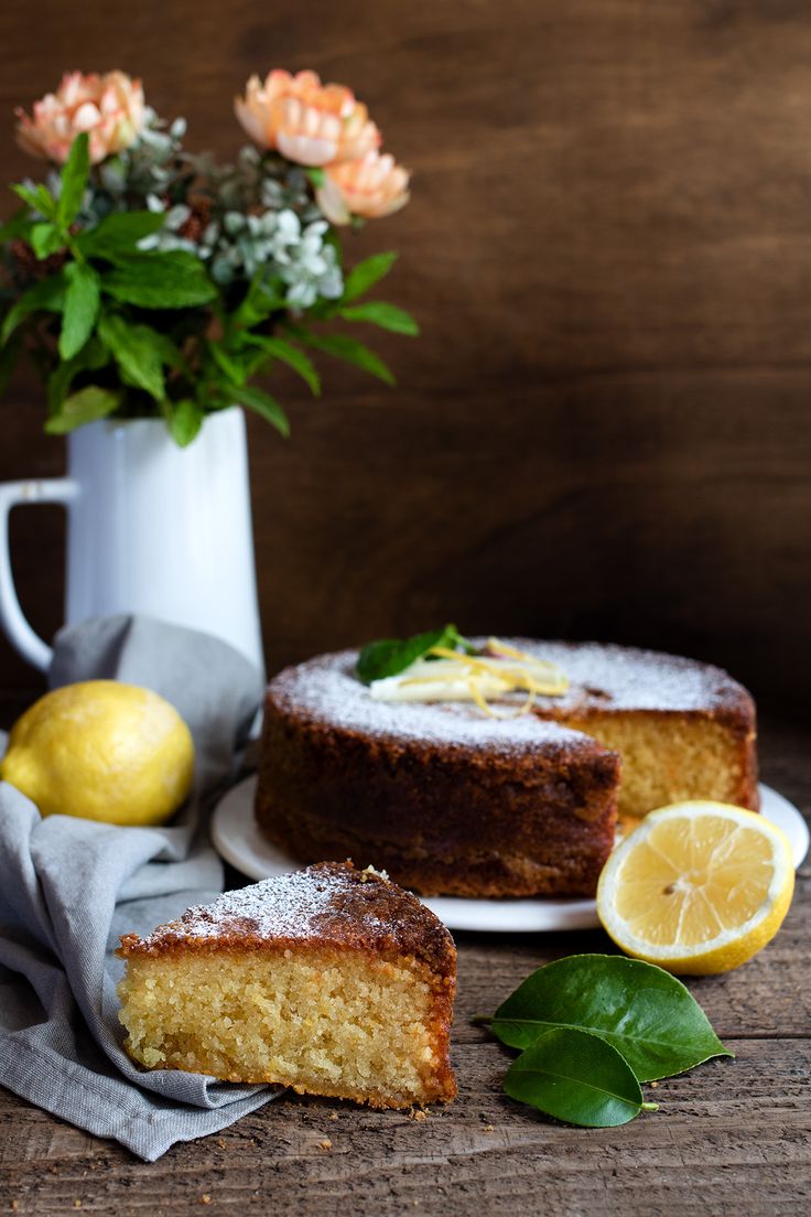 Torta caprese al limone