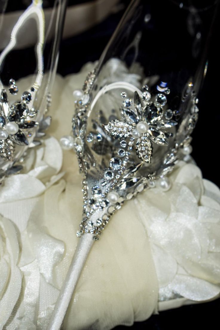 Pearl Wedding Glass Set - Pearls and Crystals Toasting Glass