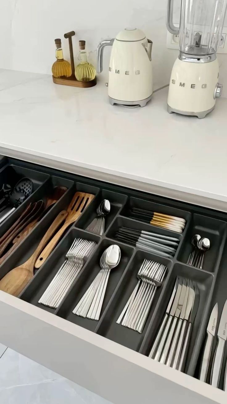 #kitchenutensils #kitchenmusthaves