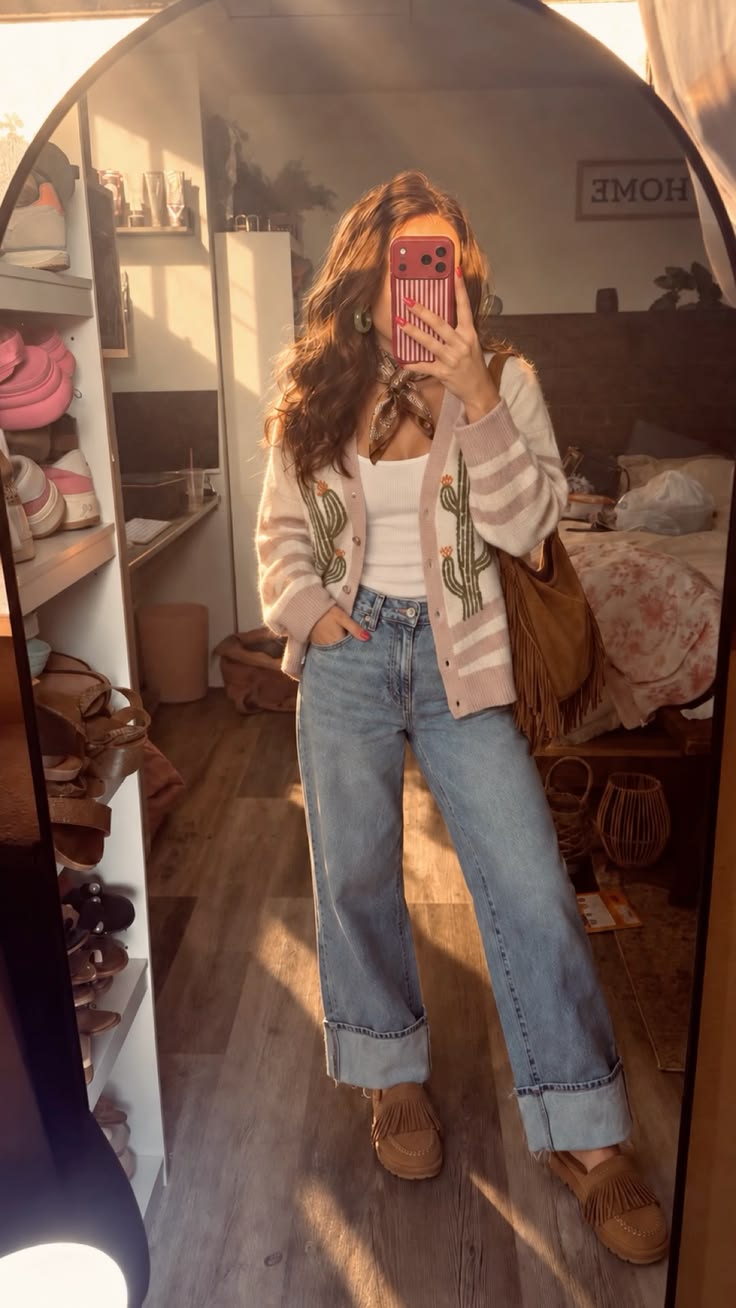 Fall outfit idea, fall outfit inspo, western, boho, comfy, c