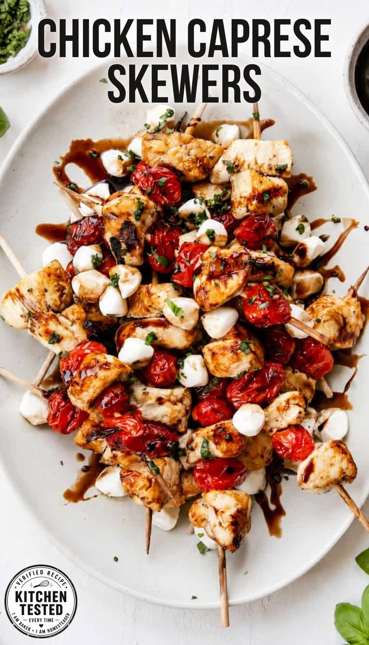 Tender pieces of chicken, juicy tomatoes, mozzarella, basil,