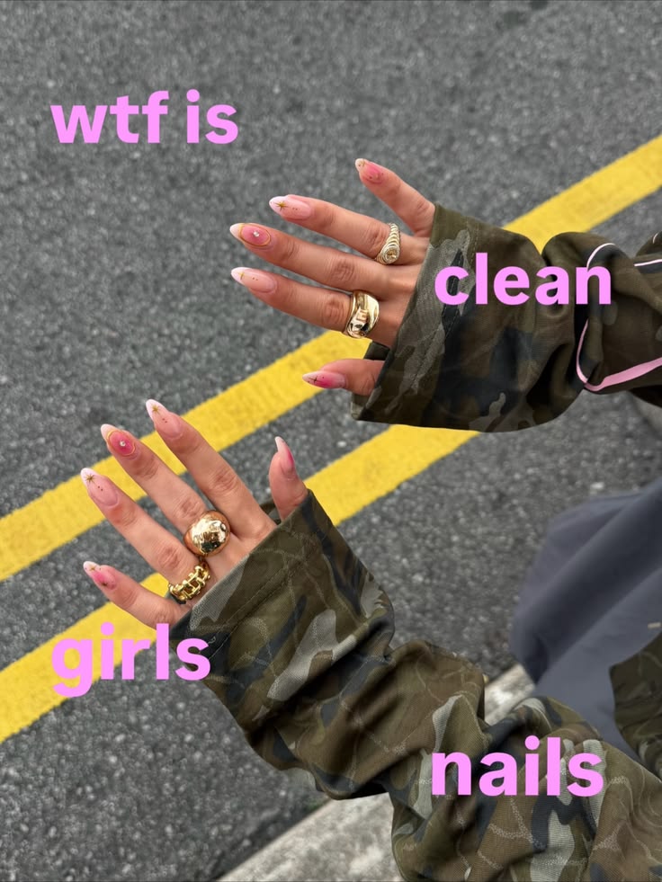 Nails are part of the outfit 🧚🏻‍♀️⭐️💅🏼

#nails #nailsinspo #