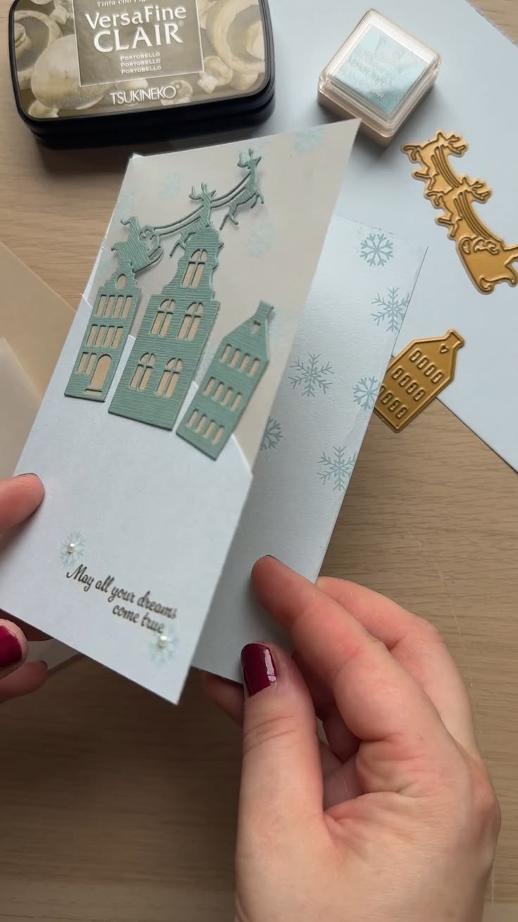 Get inspired for your Christmas crafting! ✂️🎄 Create handmad