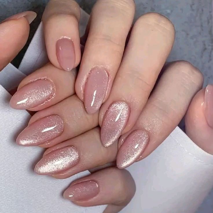 natural nail ideas, shimmer manicure, everyday nails,classy 