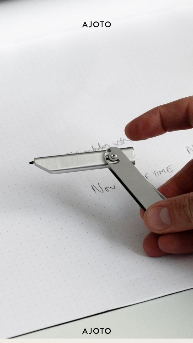 A POCKET PEN WITH A SATISFYING CLICK 😍 We spent over a year 