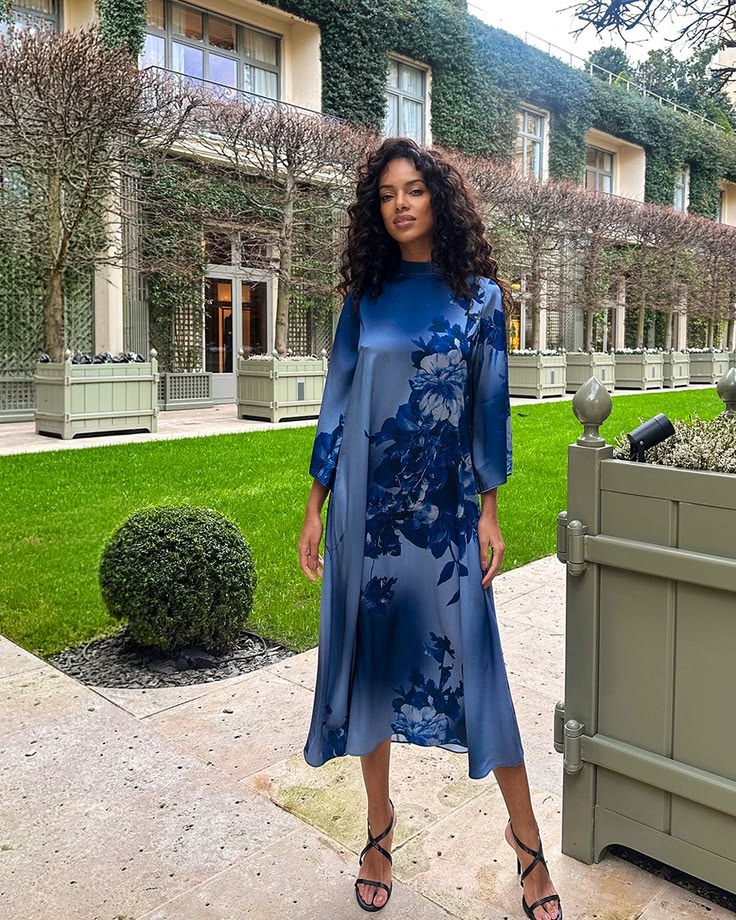 Effortless dressing begins here. 💙
Flattering, easy to wear 