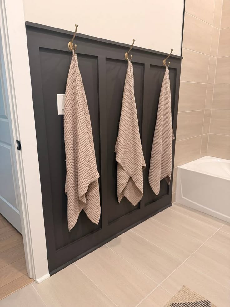 DIY Bathroom Batten Accent Wall (Beginner Friendly)